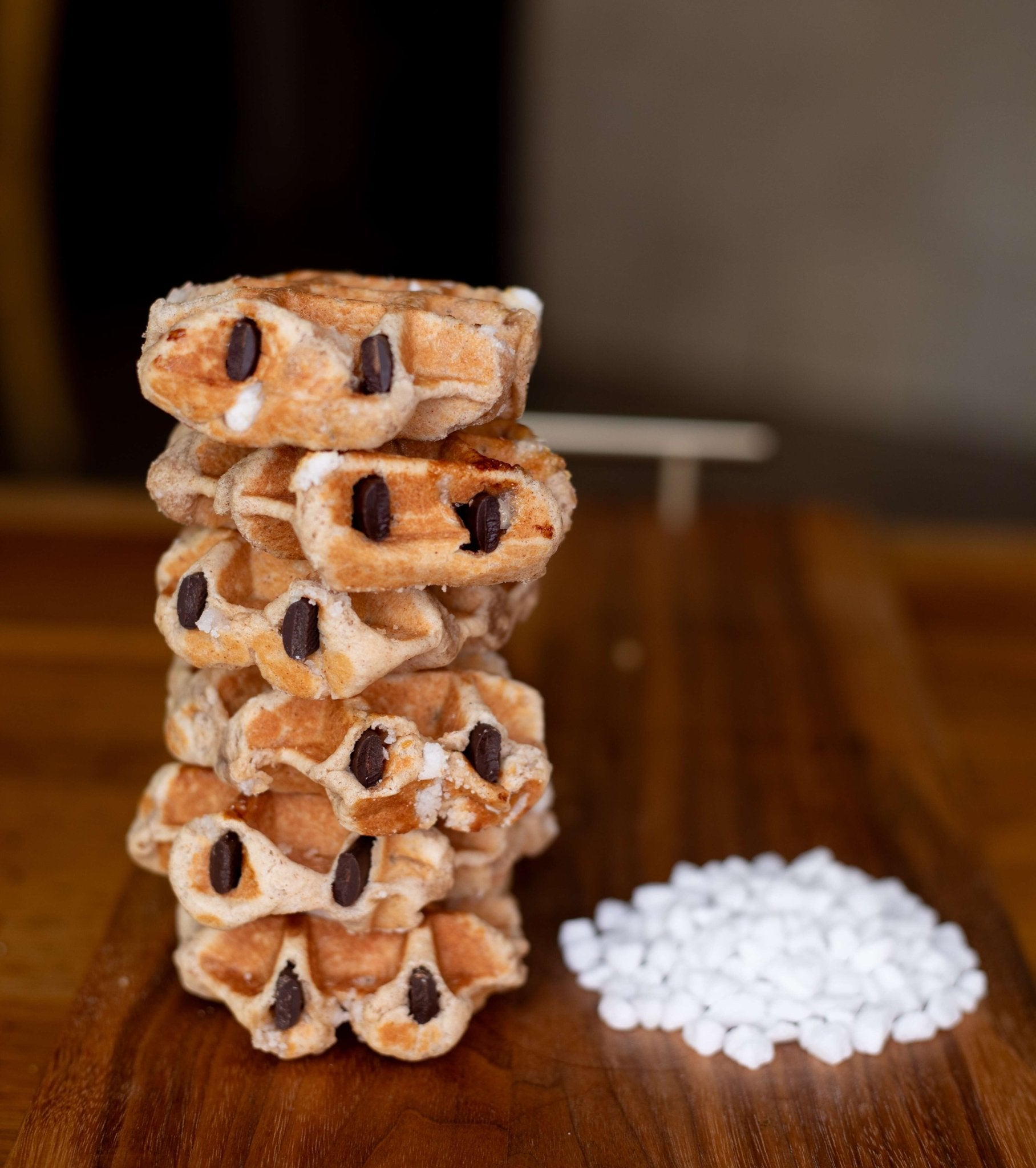 Bruges 6-Pack: Cinnamon Torpedo Liège Waffle