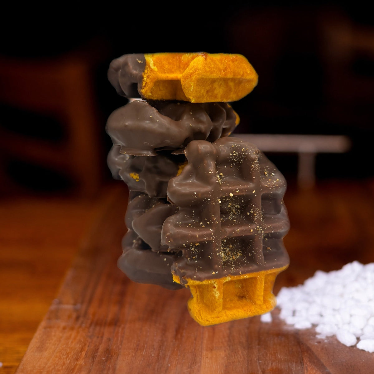 Bruges 6-Pack: Orange Milk Chocolate Liège Waffle